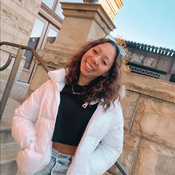 Meet your Posher, Keyah - Picture 1 of 1